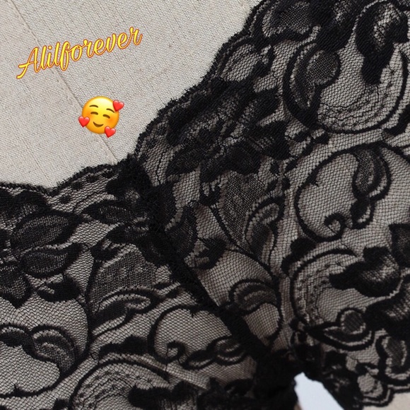 🥰 Super Sexy Black Floral Lace Panties - Picture 3 of 4